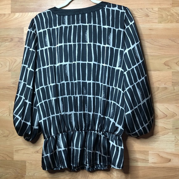 brina & em peplum Black and Gray Blouse Size Large - Picture 2 of 7